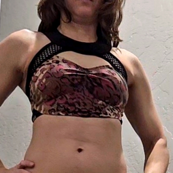 High neck crop-top dance top - Picture 5 of 5